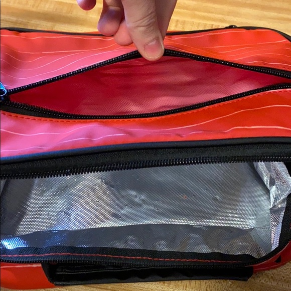 Lunchbox - Picture 4 of 5